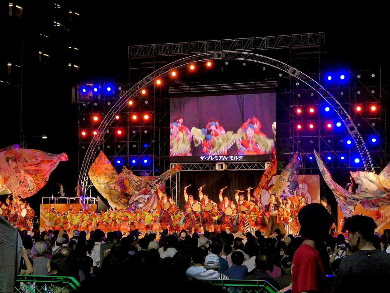 Dancers on the final-round stage of the Nippon Domannaka Festival (Domatsuri) in Nagoya
