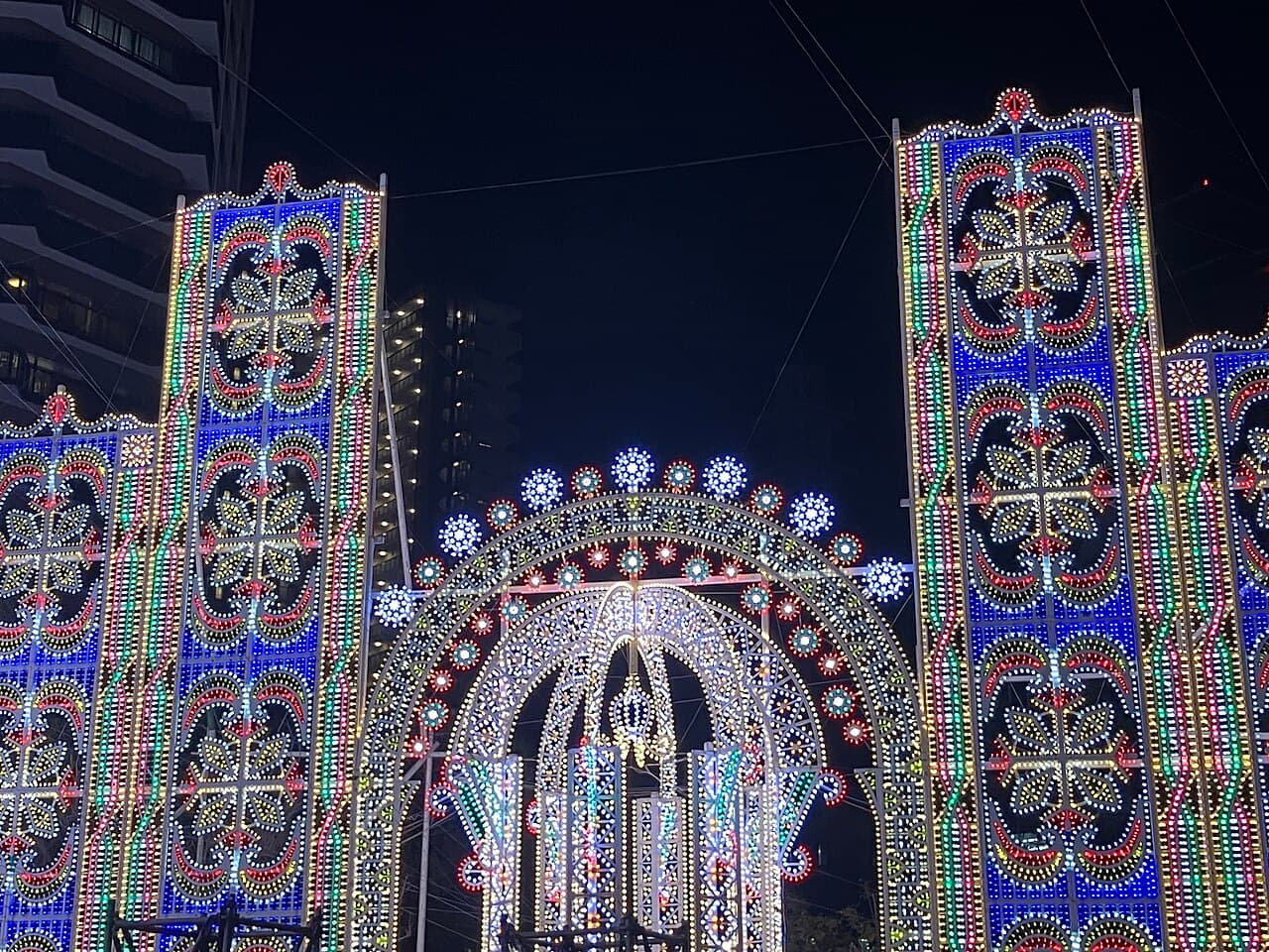 Illuminated light arches at the Kobe Luminarie