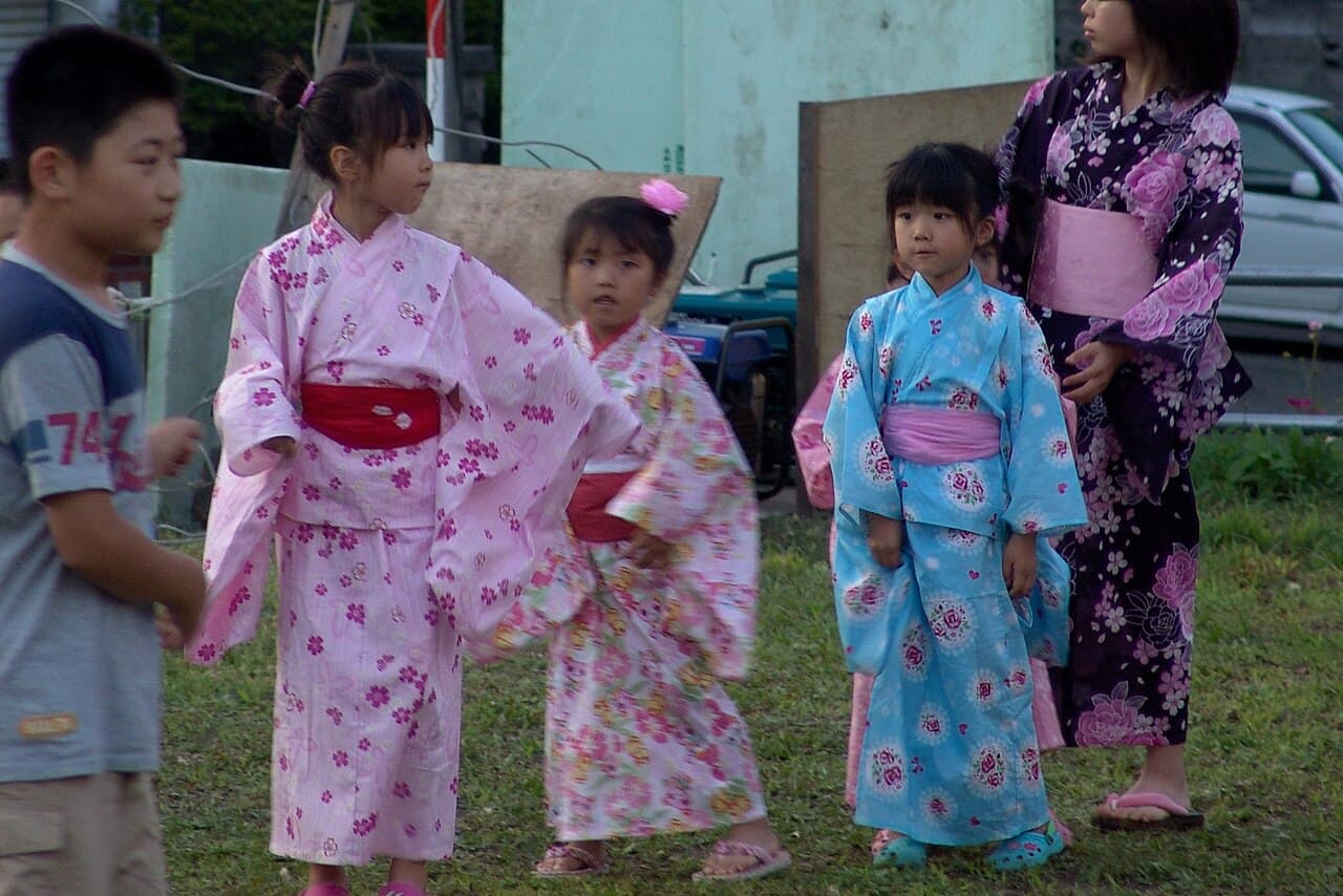 Yamaga Lantern Festival (Yamaga Toro Matsuri)