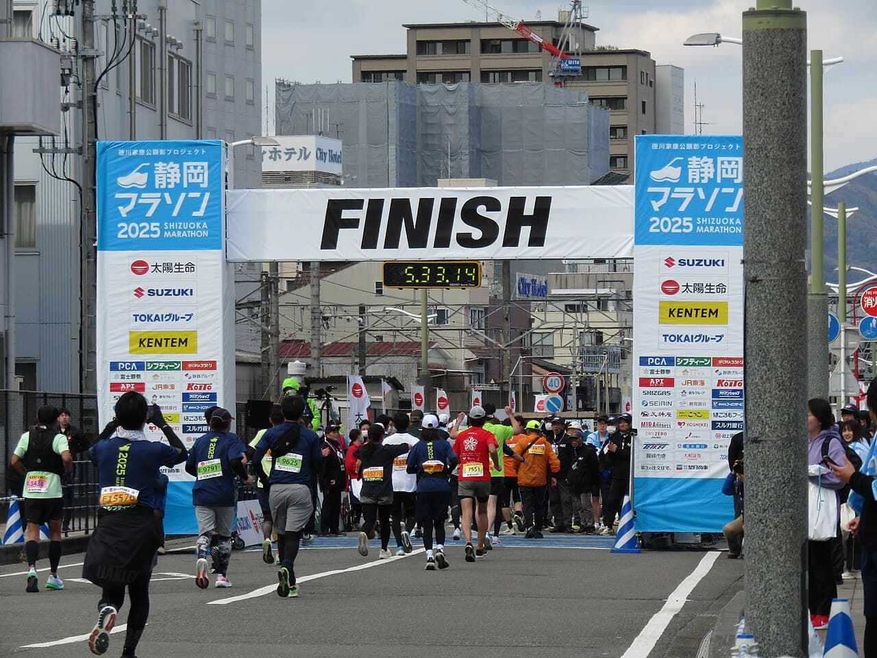 静岡マラソンのゴールゲート(2025年3月9日撮影)